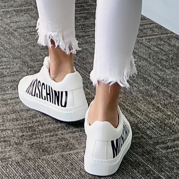 MOSCHINO
White Leather Mid-Top Sneakers - Picture 5 of 7